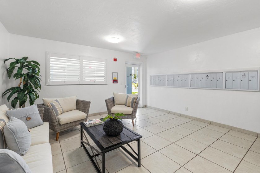Welcome to this beautifully renovated 2-bedroom, 2-bath, 1060 sq - photo 21