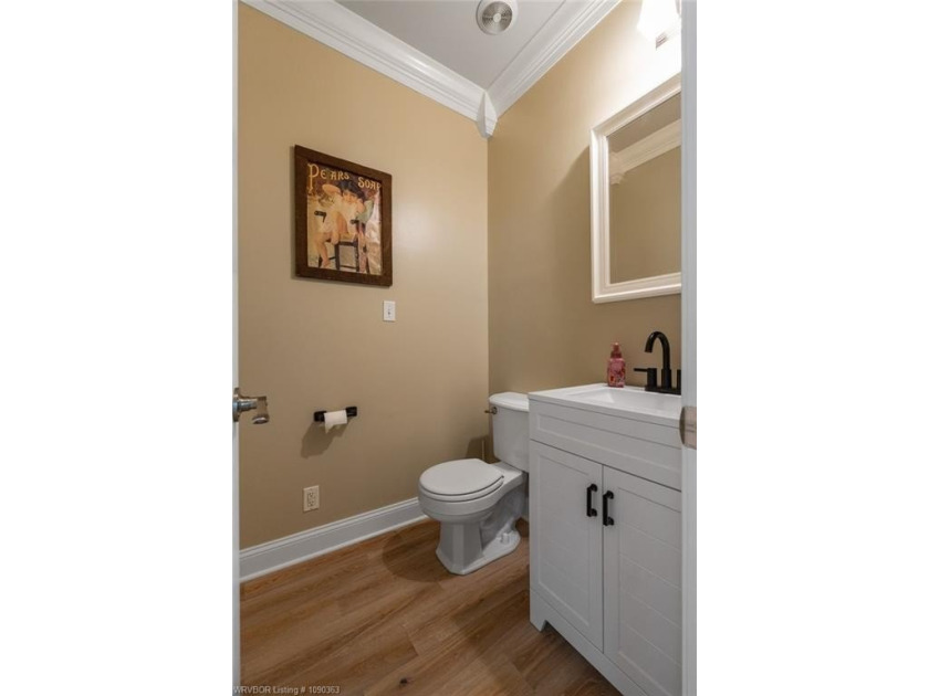 Timeless Southern elegance meets modern comfort in this - photo 44