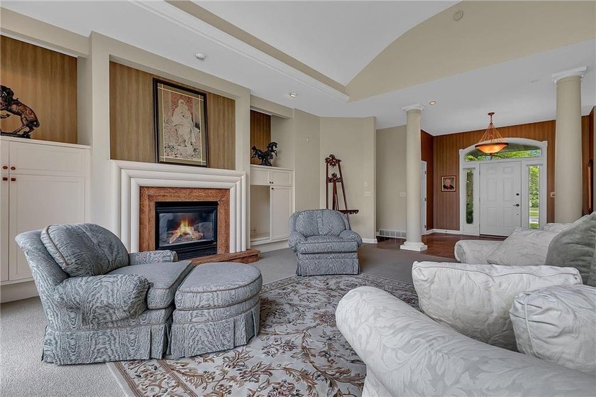 Enjoy your quiet back patio in the best location at the end of - photo 16