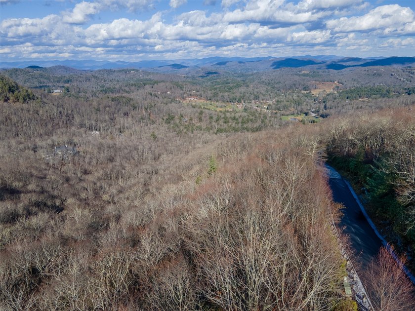 A rare opportunity to own three adjoining homesites totaling 2 - photo 4