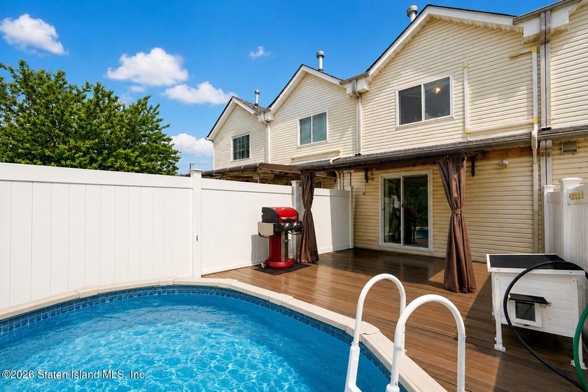 Move-In Ready - No HOA Fees! Welcome to 85 Fairway Ave, Staten - photo 8