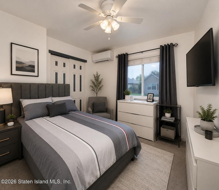 Move-In Ready - No HOA Fees! Welcome to 85 Fairway Ave, Staten - photo 10