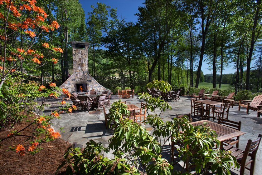 Beautiful 0.75+/- acre homesite in Old Edwards Club at Highlands - photo 6