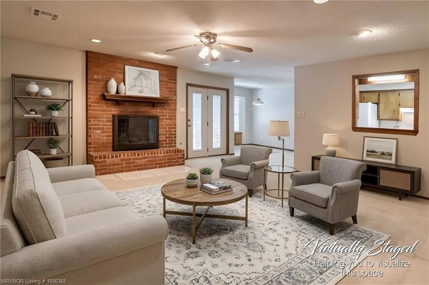 Welcome to this charming home in the desirable Village Harbor - photo 16