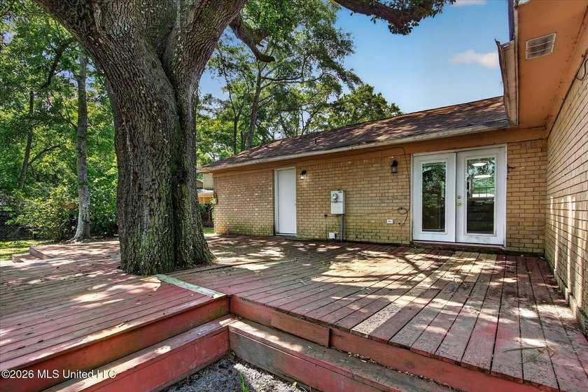 Welcome to Westgate!! Schedule your time to see this 4bed 2bth - photo 38