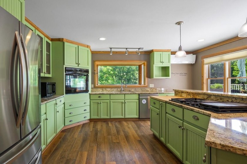 Discover the perfect blend of privacy, comfort, and creativity - photo 20