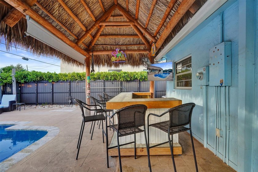 Discover your private tropical retreat in this 3 Bedroom, 2 - photo 21