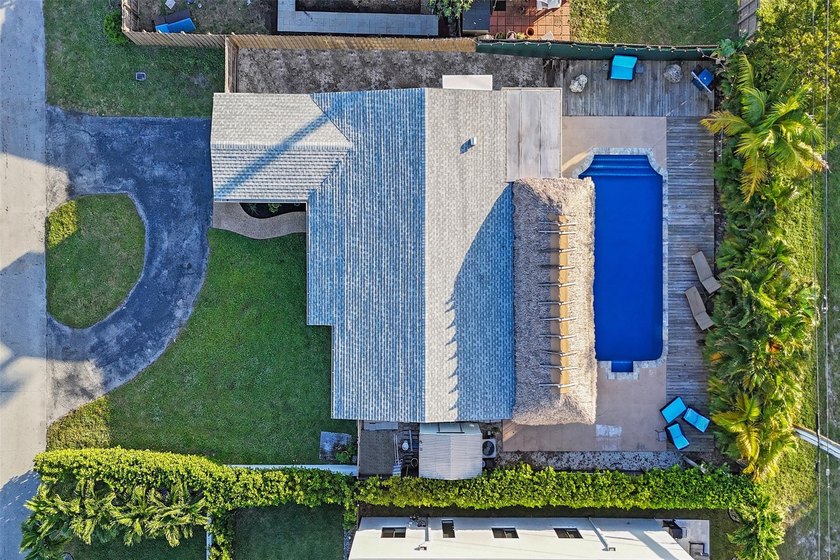 Discover your private tropical retreat in this 3 Bedroom, 2 - photo 26