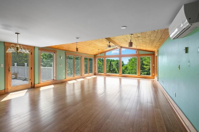 Discover the perfect blend of privacy, comfort, and creativity - photo 31