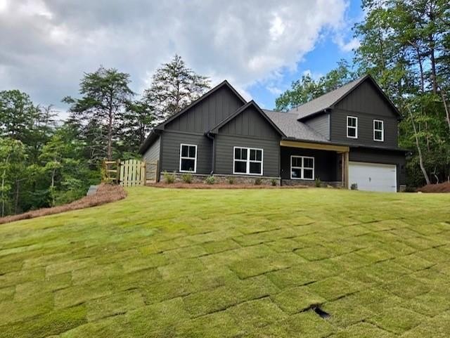 ***FANTASTIC NEW CONSTRUCTION! 3 Bed 3 Bath Ranch style plan - photo 3
