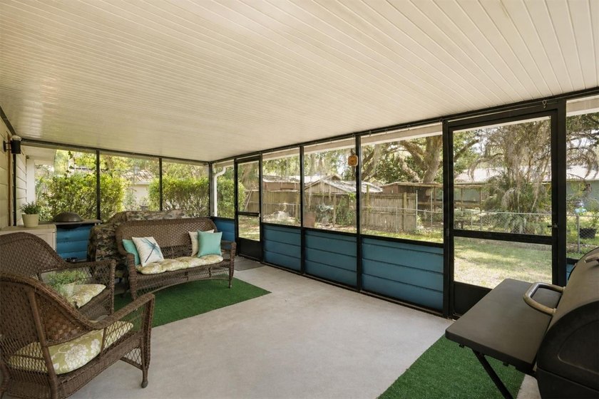 Under contract-accepting backup offers. Virtually Staged - photo 10