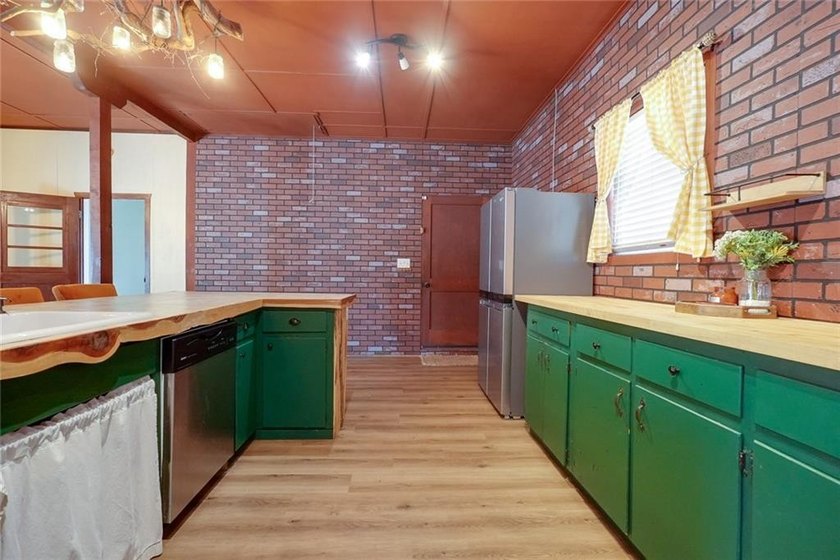 MOTIVATED SELLER-BRING YOUR OFFER! Why pay lakefront prices when - photo 12
