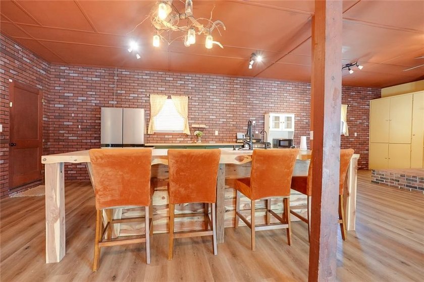MOTIVATED SELLER-BRING YOUR OFFER! Why pay lakefront prices when - photo 17