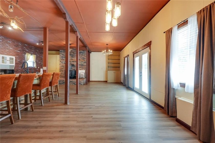 MOTIVATED SELLER-BRING YOUR OFFER! Why pay lakefront prices when - photo 18