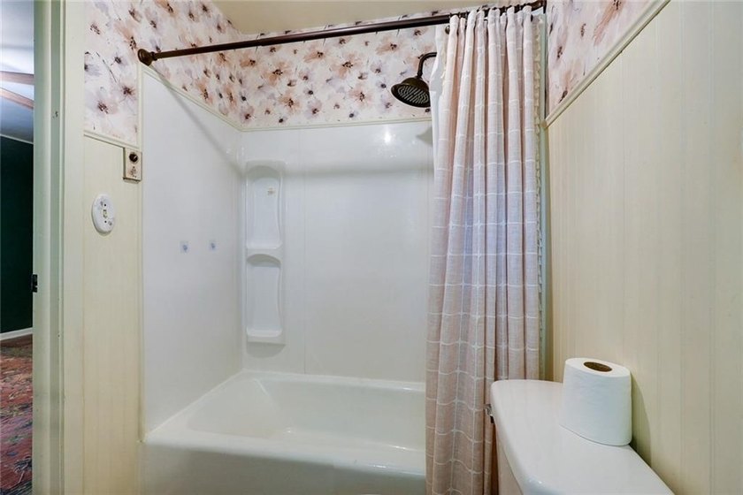 MOTIVATED SELLER-BRING YOUR OFFER! Why pay lakefront prices when - photo 25