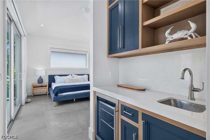 Xanadu is a rare expression of contemporary coastal architecture - photo 31