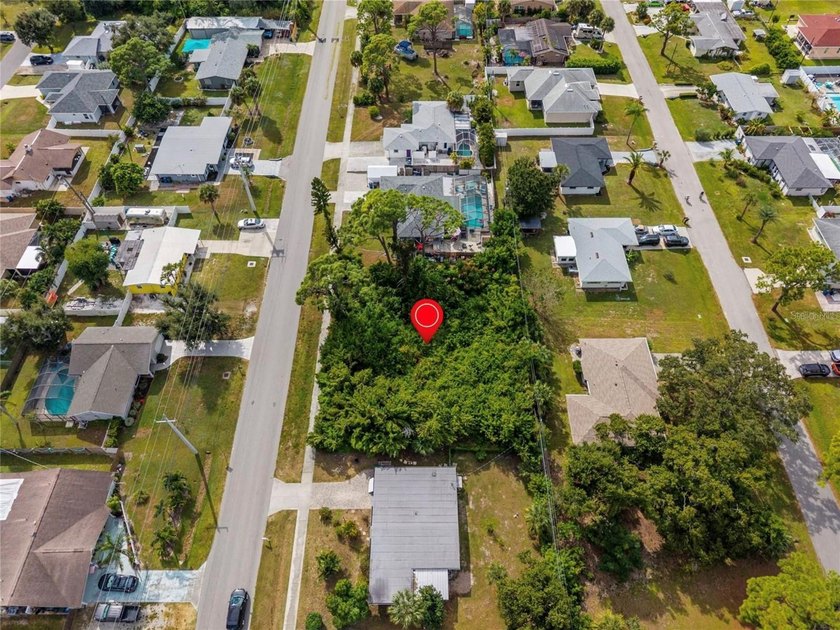 Build your dream home on this rarely available oversized 12,000 - photo 3