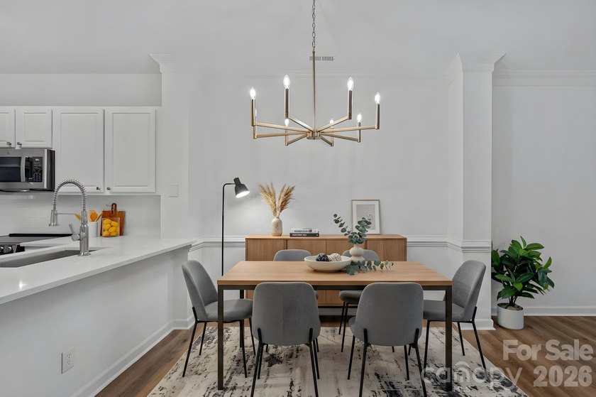 Welcome to effortless Davidson living in one of the area's most - photo 8