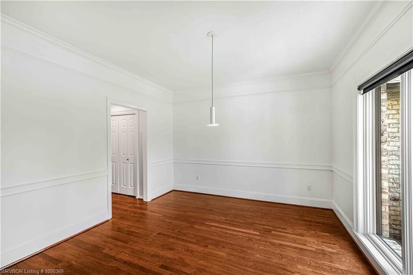 Welcome to this traditional home in Fianna Hills featuring two - photo 14