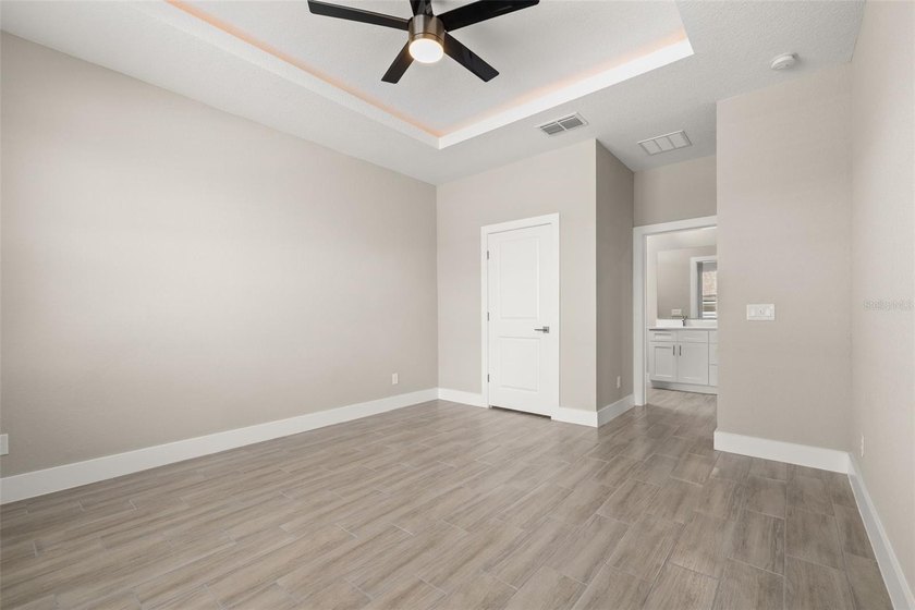 Exceptional opportunity to own a newly constructed full duplex - photo 32