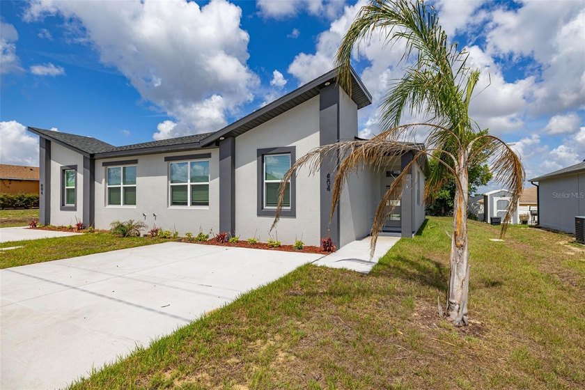 Exceptional opportunity to own a newly constructed full duplex - photo 39