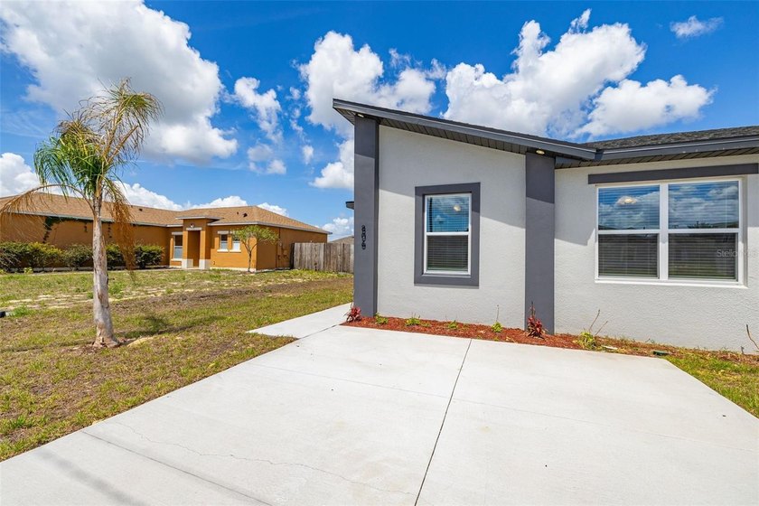 Exceptional opportunity to own a newly constructed full duplex - photo 41