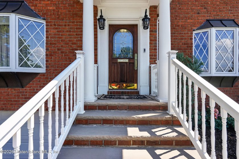 A unique opportunity to own a true extra-large all brick center - photo 3