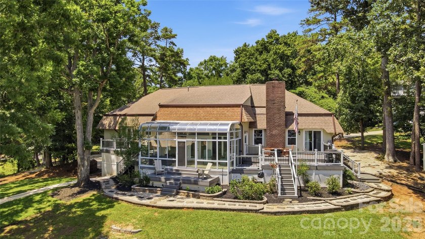 Sprawling waterfront ranch perfectly positioned on one of the - photo 6