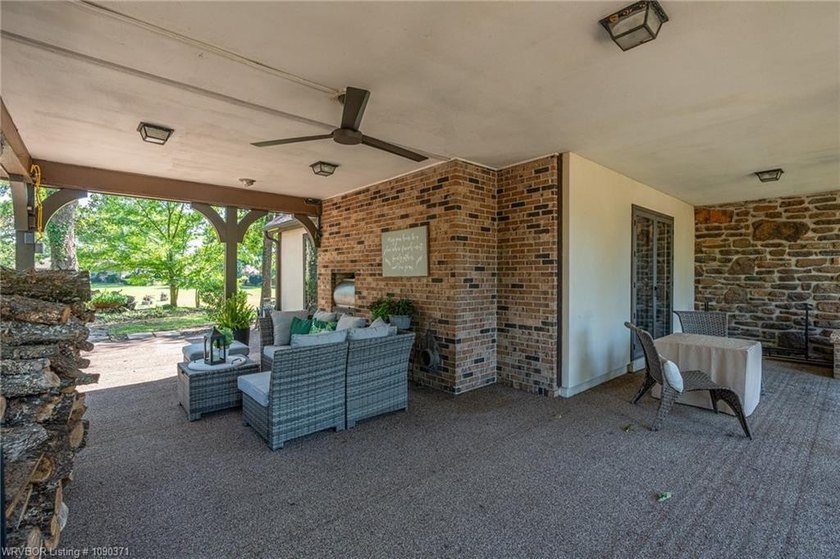 Welcome to this charming Tudor-style home in the Fianna Hills - photo 39