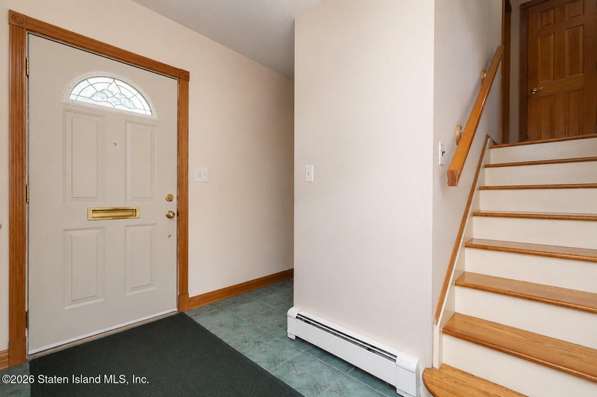 Breathtaking Verrazzano Bridge Views from Every Room! Welcome to - photo 6