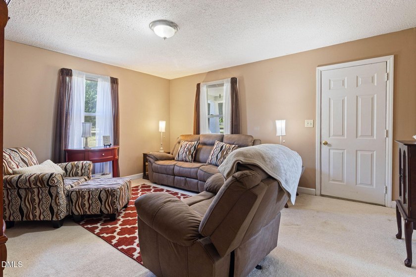 Well-maintained home on 1.8 acres in desirable Oxford area with - photo 12