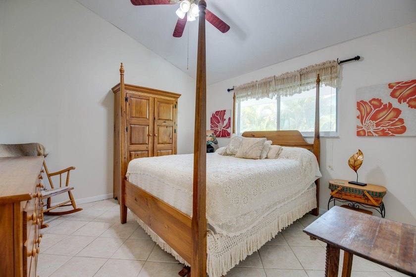 Oceanside canal-front home in the desirable Breezeswept Beach - photo 18