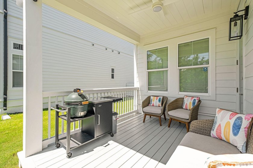Located in the gated community of Bluewater Landing along the - photo 9