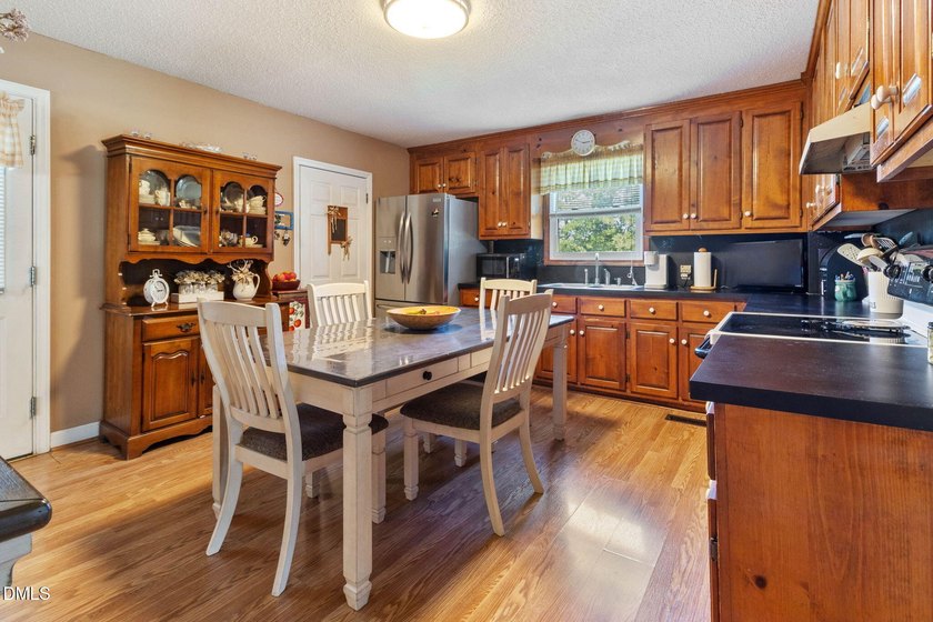 Well-maintained home on 1.8 acres in desirable Oxford area with - photo 25
