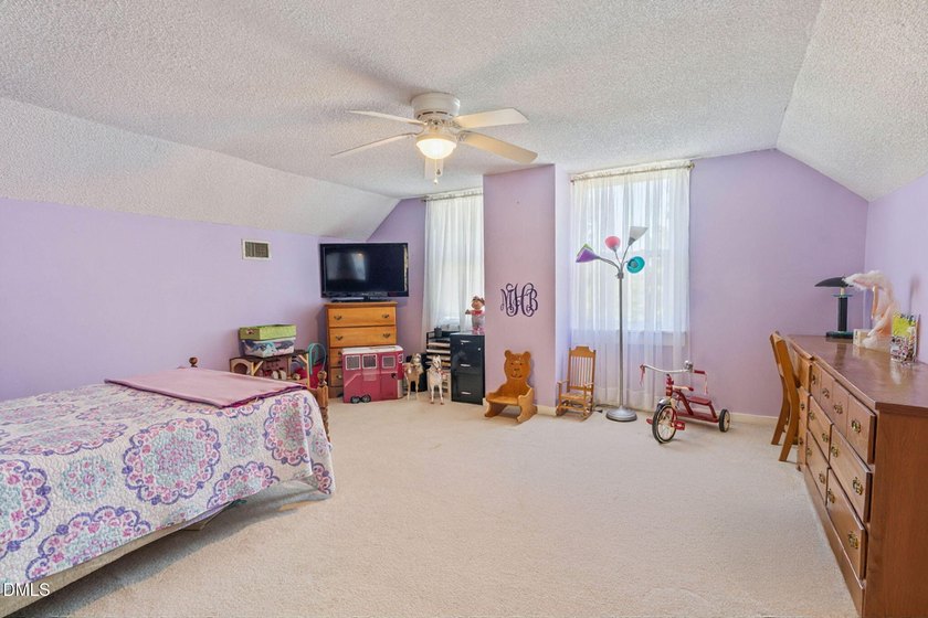 Well-maintained home on 1.8 acres in desirable Oxford area with - photo 32