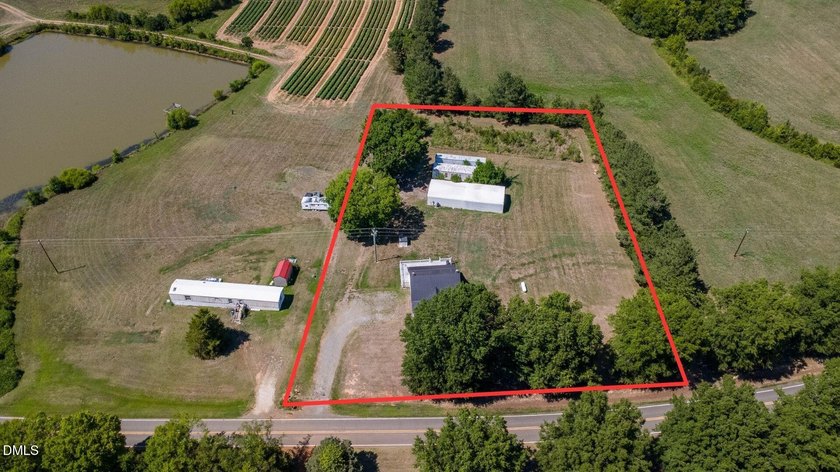 Well-maintained home on 1.8 acres in desirable Oxford area with - photo 40
