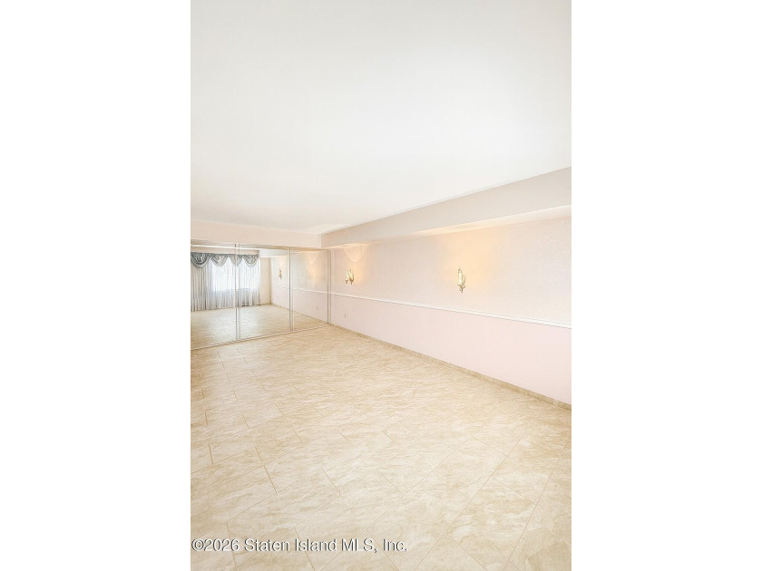 Welcome to this charming and well-maintained 2-bedroom, 1.5-bath - photo 3