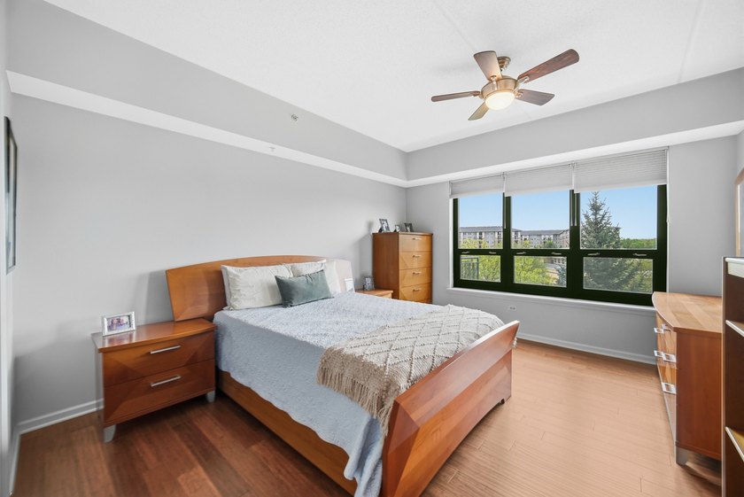 This move-in-ready luxury condo offers the perfect blend of - photo 9