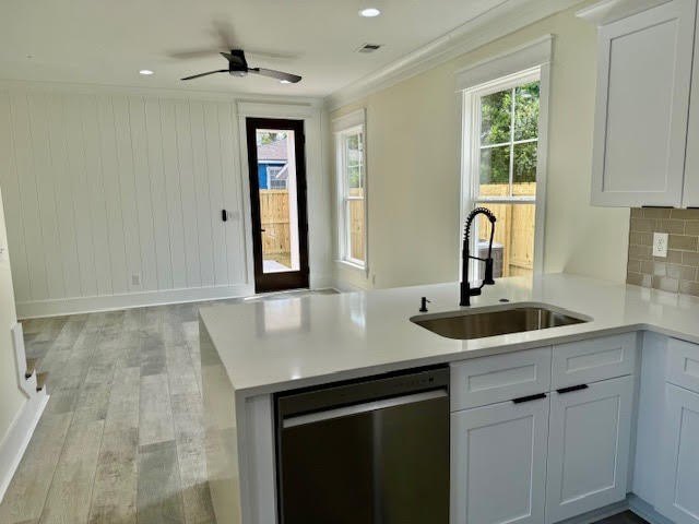 $10,000 in buyer's closing costs and prepaid and/or rate buy - photo 11