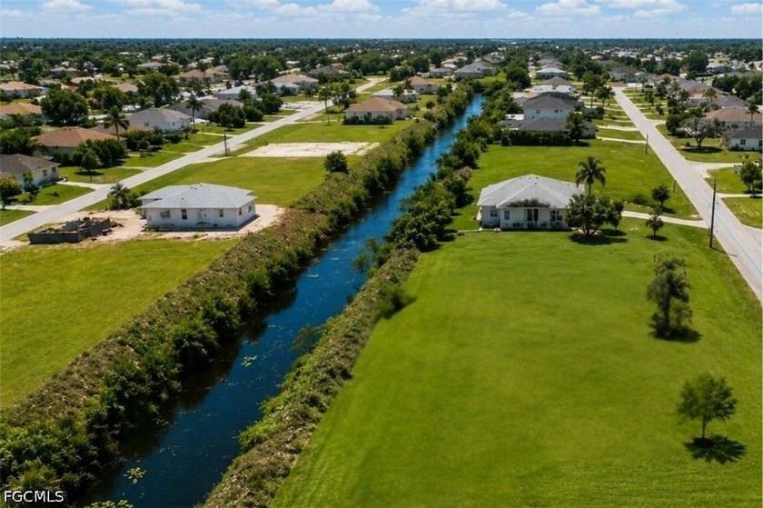 Build your dream home on this beautiful freshwater building - photo 3