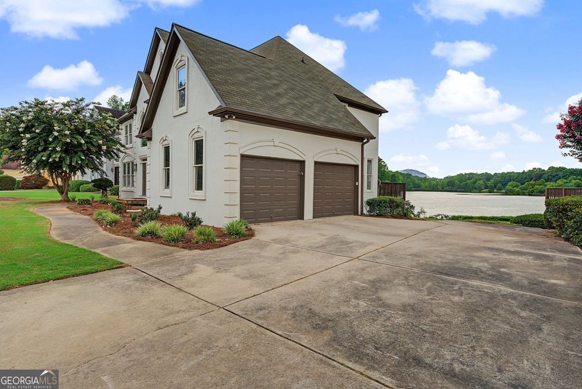 Welcome to 424 Water Fall Lane, an exceptional fully renovated - photo 5