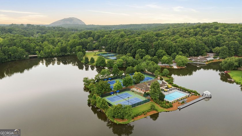 Welcome to 424 Water Fall Lane, an exceptional fully renovated - photo 10