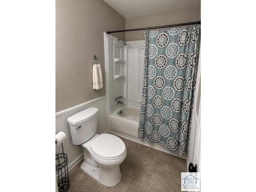 Welcome to this charming 3-bedroom, 2-full-bath brick ranch in - photo 12
