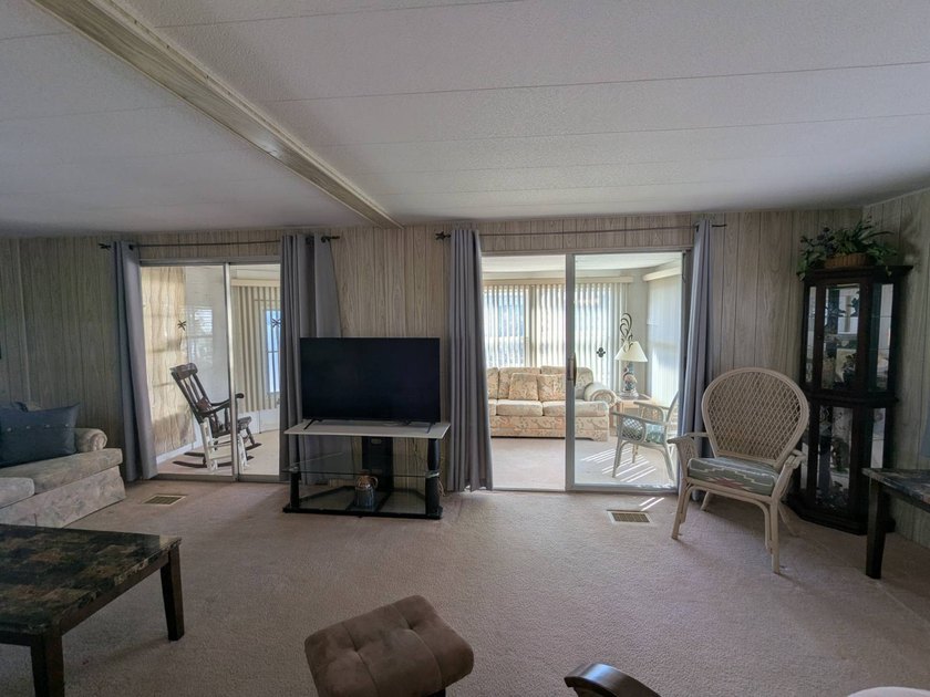 Discover your cozy retreat in Clearwater, Florida's serene fifty - photo 15