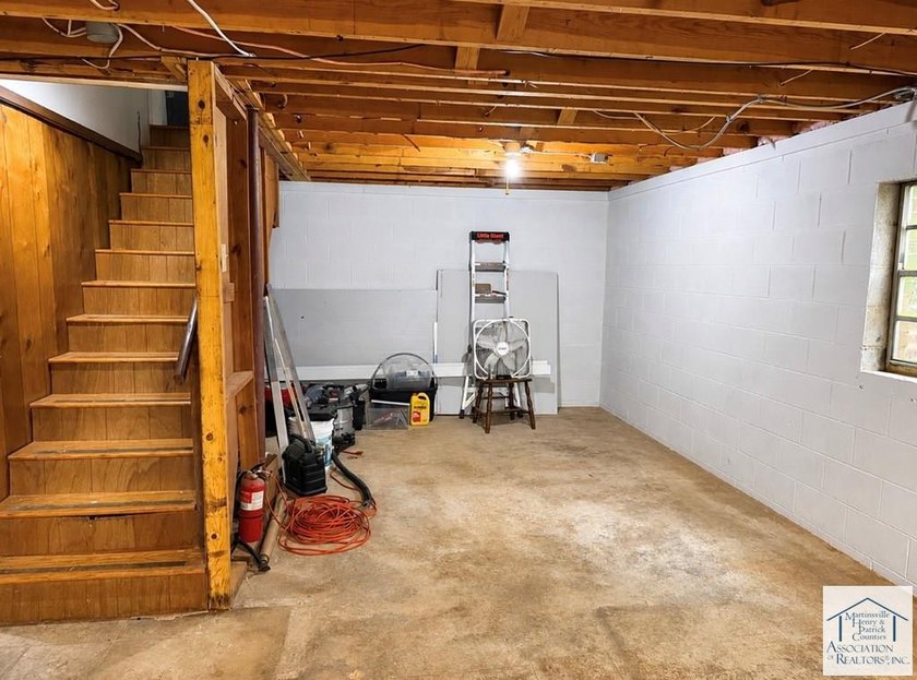 Welcome to this charming 3-bedroom, 2-full-bath brick ranch in - photo 24