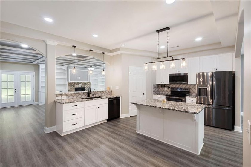Step inside a property that truly sets itself apart where custom - photo 4