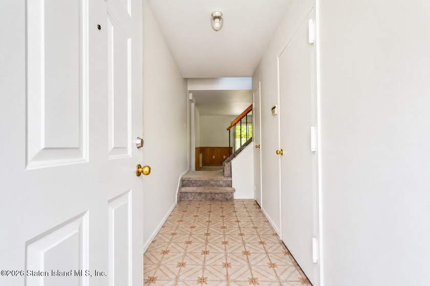 Welcome to 50 Zachary Ct. This 2-bedroom, 3-bathroom townhouse - photo 2