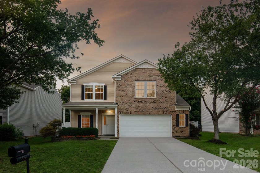 Walk to top-rated Fort Mill schools from this move-in-ready - photo 2