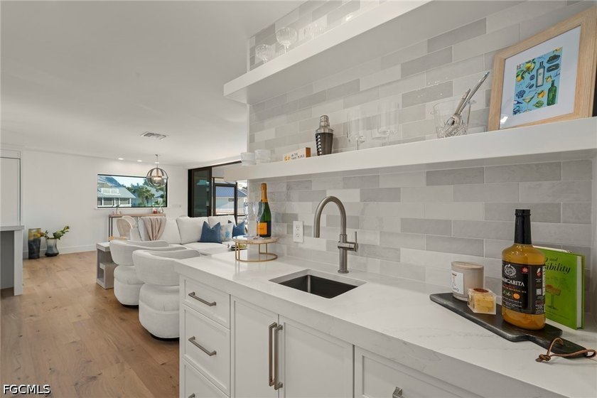 Located within the gates of South Seas Resort on Captiva Island - photo 20
