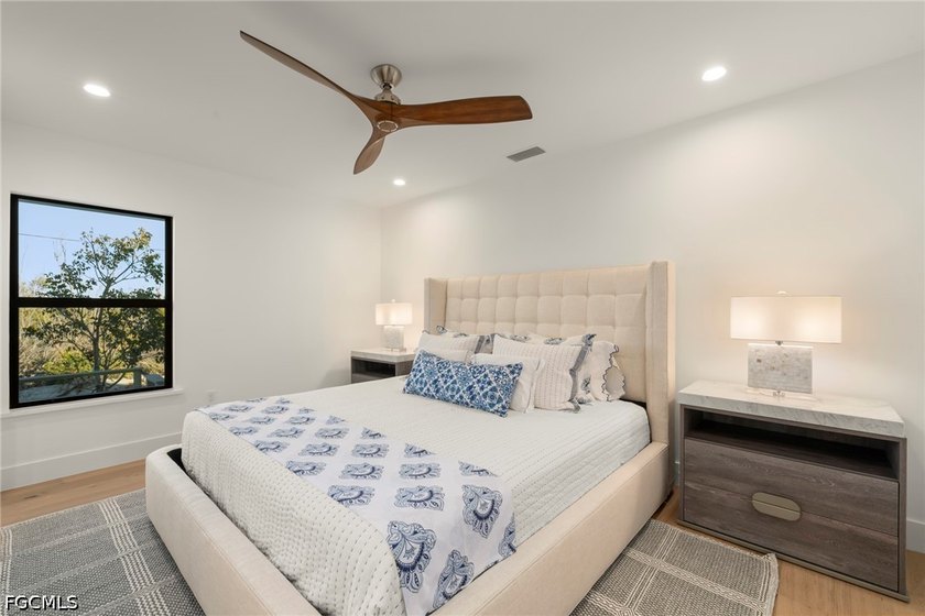 Located within the gates of South Seas Resort on Captiva Island - photo 30